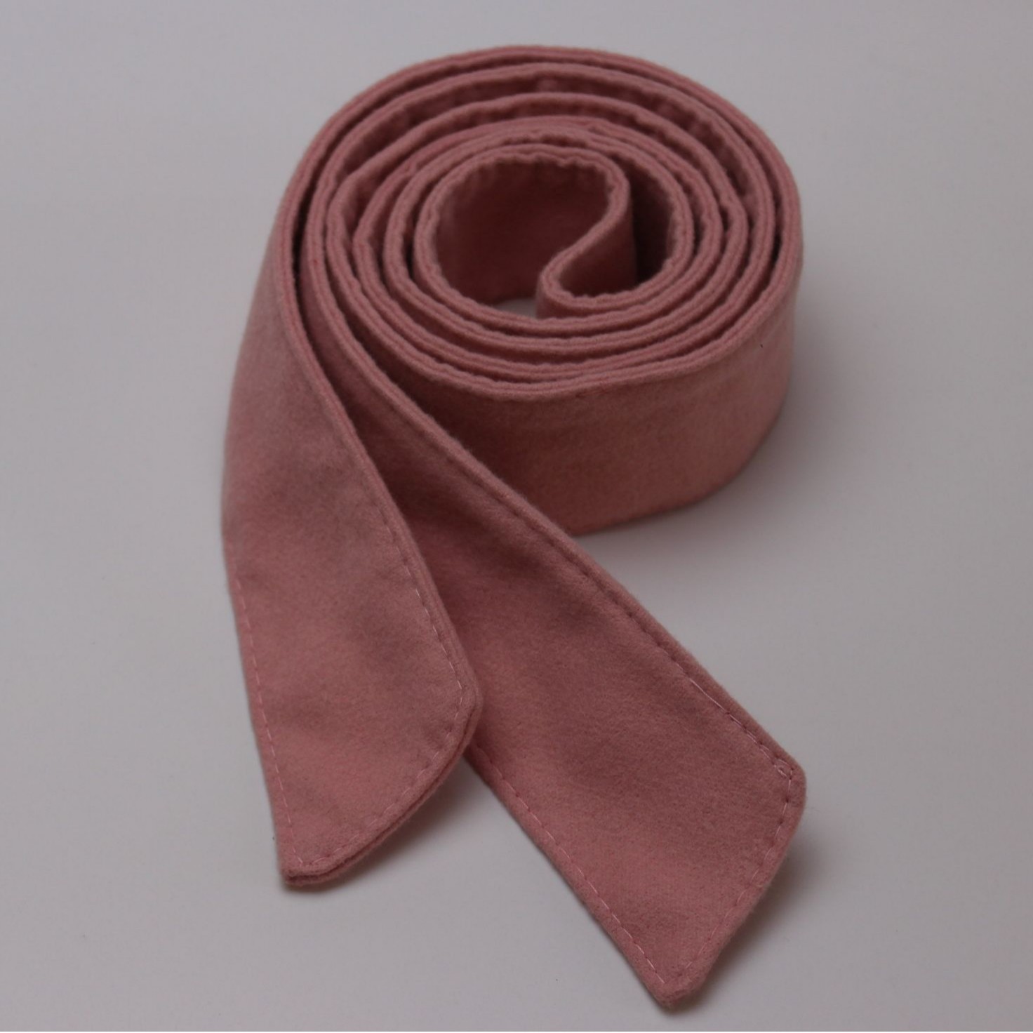 Cinturón ancho de mujer de doble cara abrigo de terciopelo de lana cinturón de arco decorativo negro ejército verde trench coat ribbon