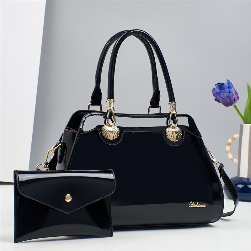 Women's Bag Crossbody Bag Women's New Patent Leather Women's Bag Portable Large Capacity Women's Shoulder Bag Women's Bag Crossbody Bag Women's New Patent Leather Women's Bag Portable Large Capacity Women's Shoulder Bag
