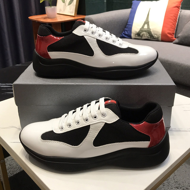 흰색 검정색 빨간색