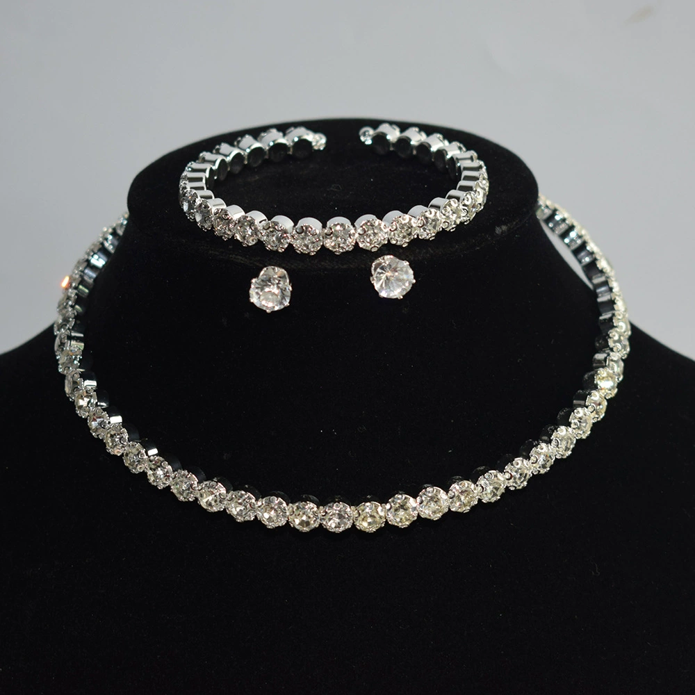 Accessory for bride, choker, bracelet, earrings, set, necklace, chain, gold and silver