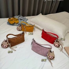 秋冬韩版复古磨砂麂皮绒简约腋下饺子包休闲法棍手提包单肩斜跨包