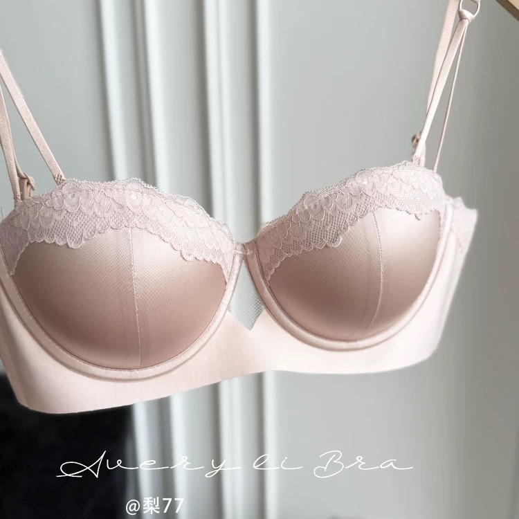 Dream Catcher Girl "French Satin Strapless Non-Slip Half-Cup Bra for Small Bust, Push-Up, Enhancing, Side Breast Collection Bra