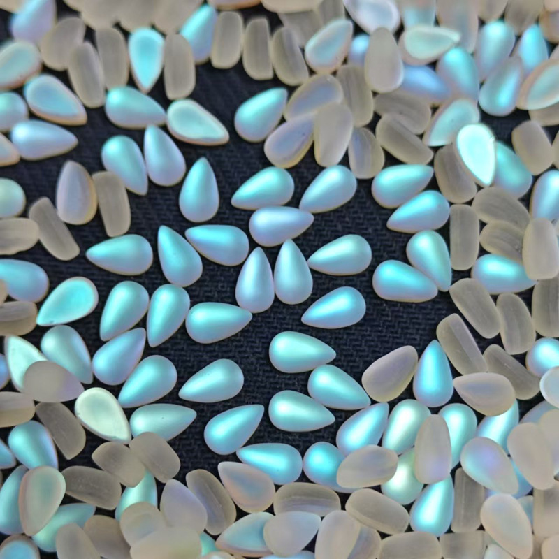 梨形磨砂AB彩炫彩月光石水滴平底素面AB彩极光玻璃石裸石现货批发