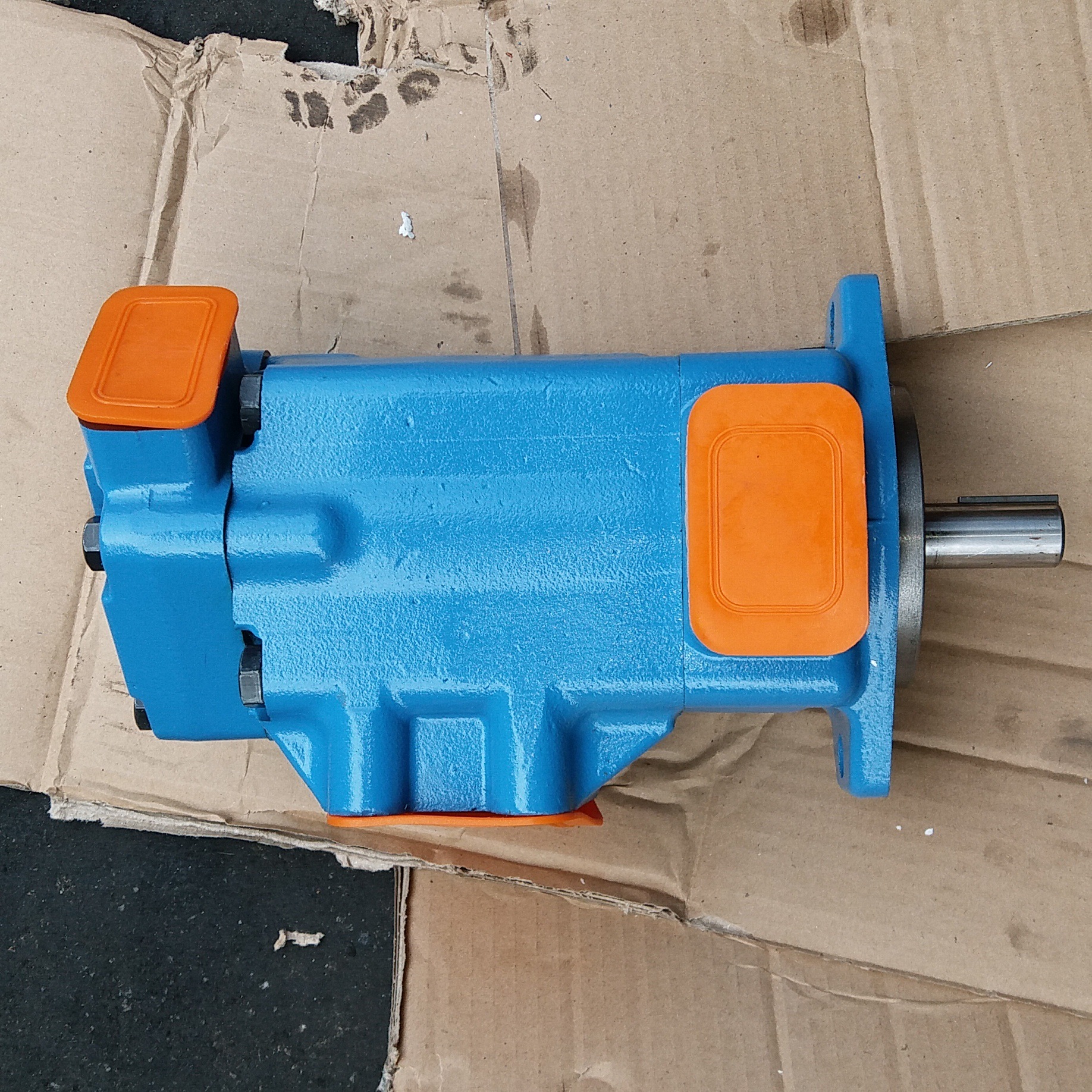 �㶫��������KEISTER��˹��Һѹ��3520V-30A11�ͱ� ��ĸҶƬ��