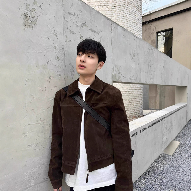 High-Quality Barn Style Deep Coffee Faux Suede Vintage Lapel Suede Jacket with Regular Shoulders, Suitable for Both Men and Women