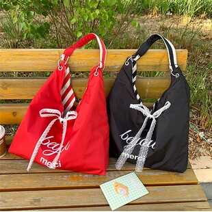 Double-sided handheld capacious one-shoulder bag, shopping bag, with embroidery
