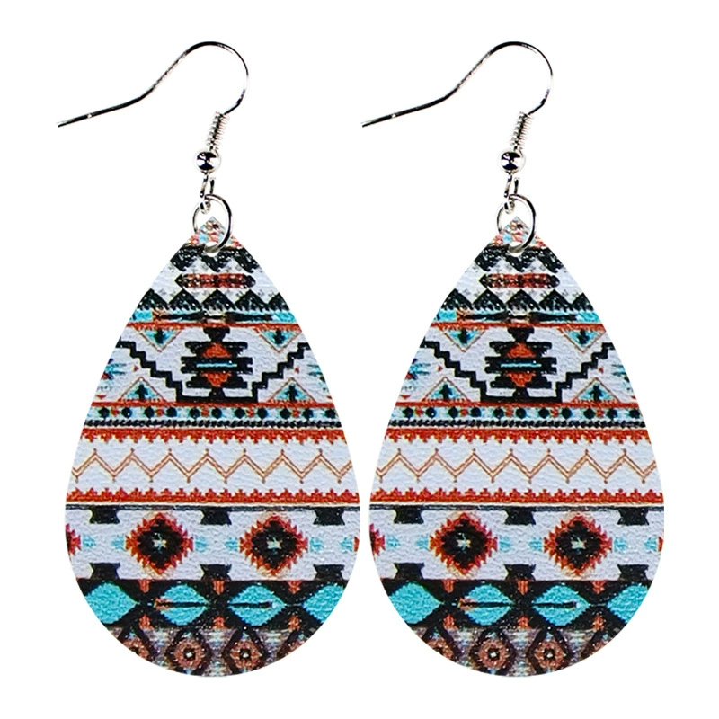 Серьги из кожи в форме слезы, западный племенной тату-близ patterns, лёгкие 6.8×3×0.5 см