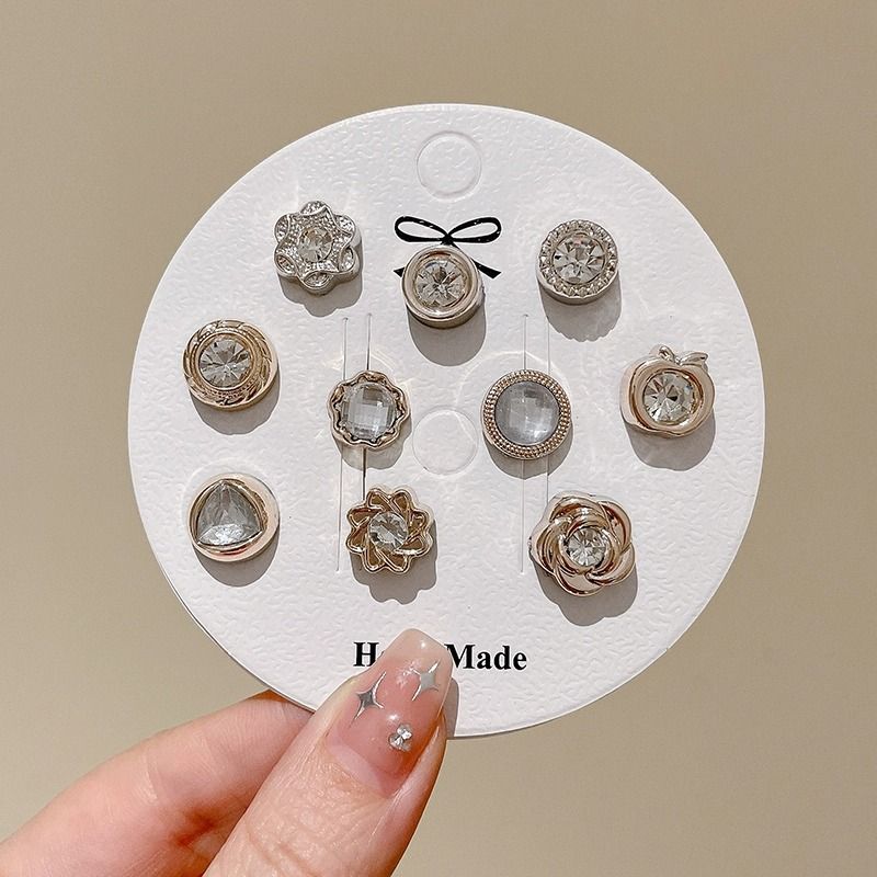 Anti-diversión de luz artefacto pectoral collar sin costura broche botón camisa de mujer ropa fija botón de pin botón