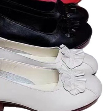 2026 nuevas cuatro temporadas redondas zapatos de cabeza única con suela suave antideslizante no cansado zapatos de madre con suela plana y cómoda zapatos de mujer