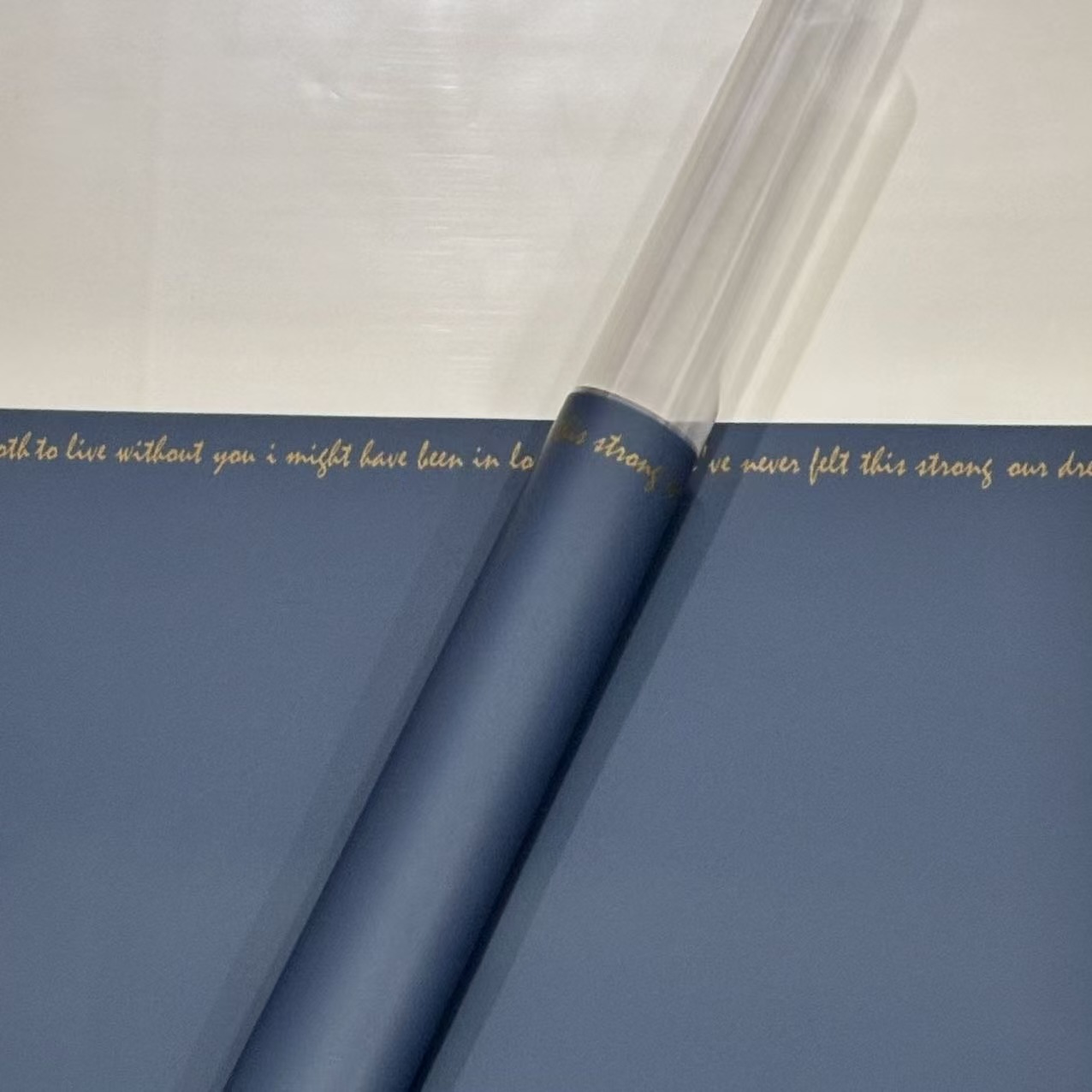 Xanh xám; 20 tờ/gói (51*31CM)