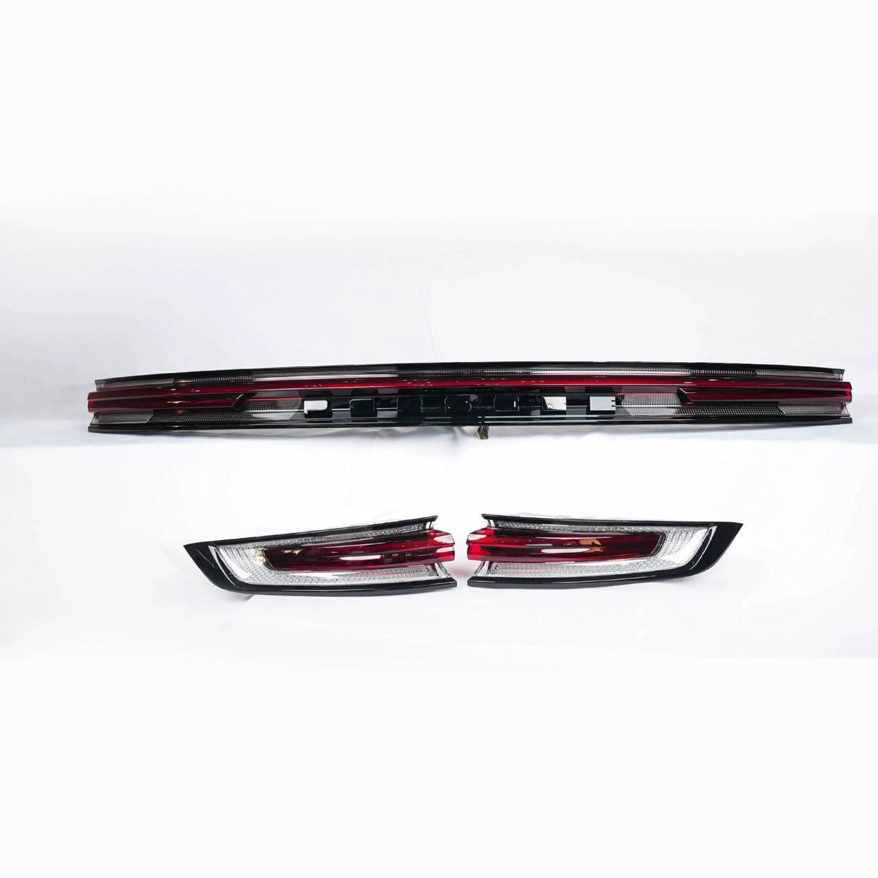 Подходит для модификации задних фонарей Porsche Cayenne Turbo 2011-2017 и 2024 годов.