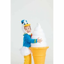 �羳�¿���һ��ͯ��������ɫ��������ɫ����cosplay�ݳ����b����