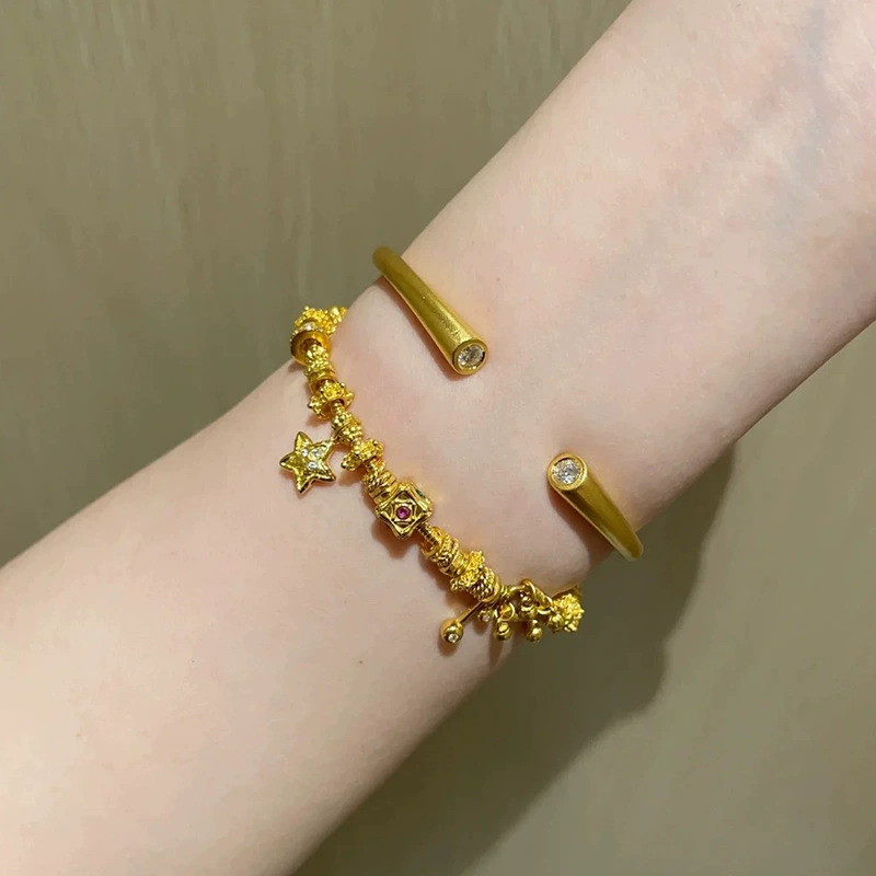 Red Riding Book Explosive Lava Texture Star Bracelet Light Luxury High-end Retro Niche Elegant All-match Exquisite Jewelry