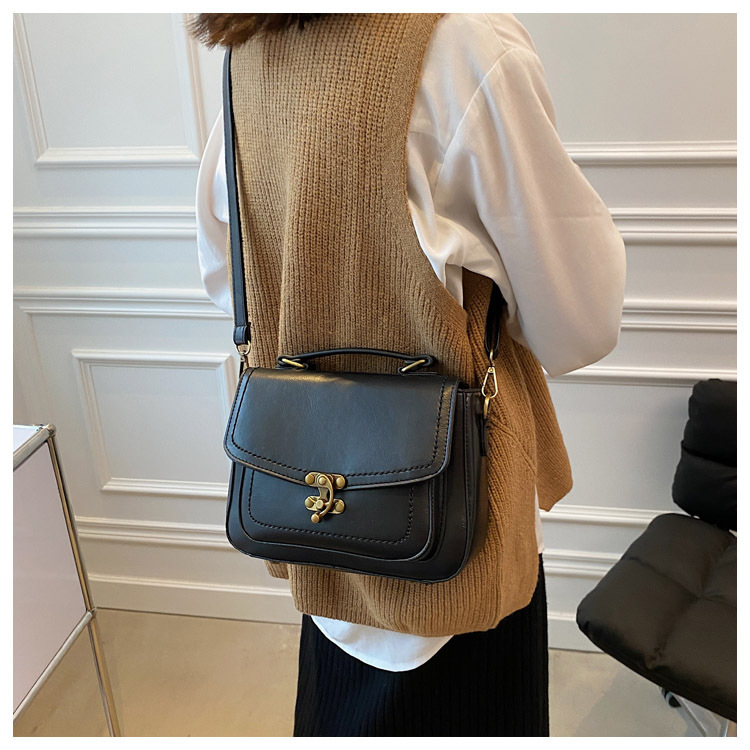 2024 neue kleine quadratische Tasche Retro-Stil Handtasche PU-Leder Retro Lock Schnalle beliebte Mode vielseitige Damentasche minimalistische kleine Tasche_voghion.com