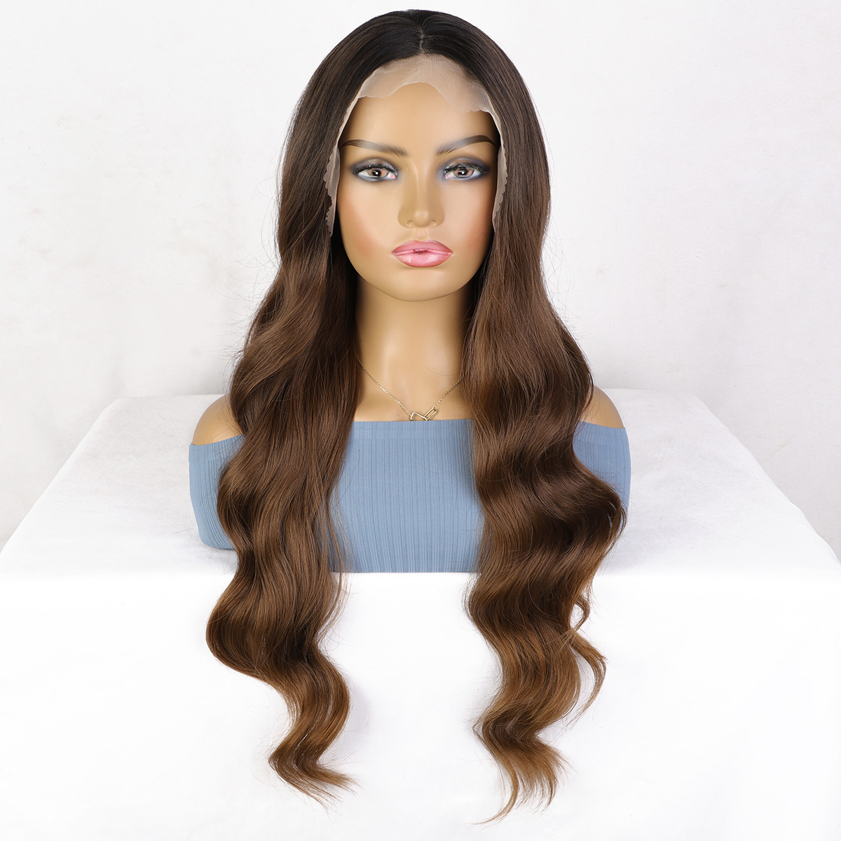 Peluca sintética larga ondulada negra para mujer con encaje frontal de 13x4 mm, estilo europeo americano, gorro de tamaño promedio, extensiones de cabello con ondas corporales._voghion.com