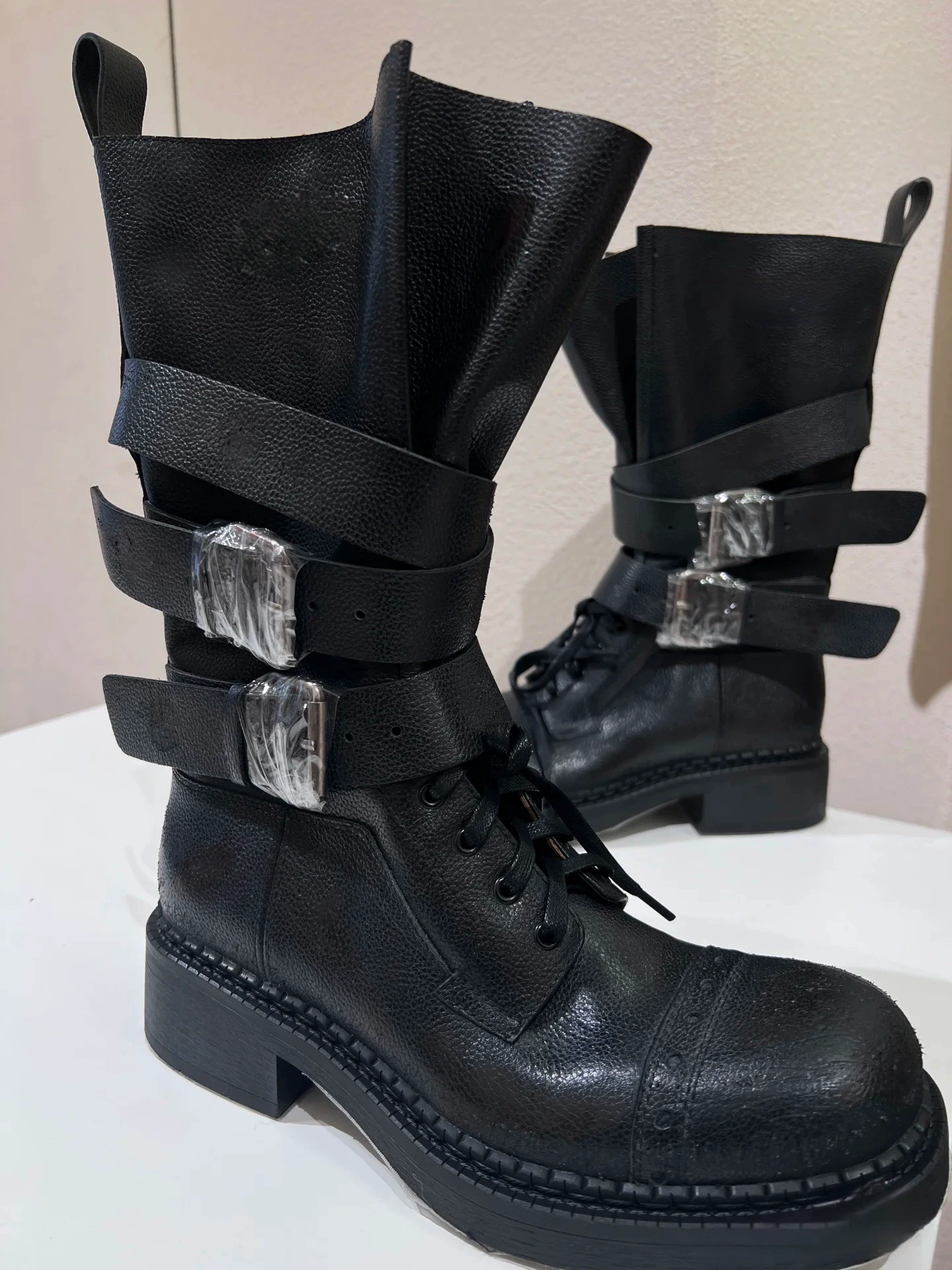 Женские ботинки на массивной платформе в британском стиле mid‑calf, толстая подошва, черный или коричневый