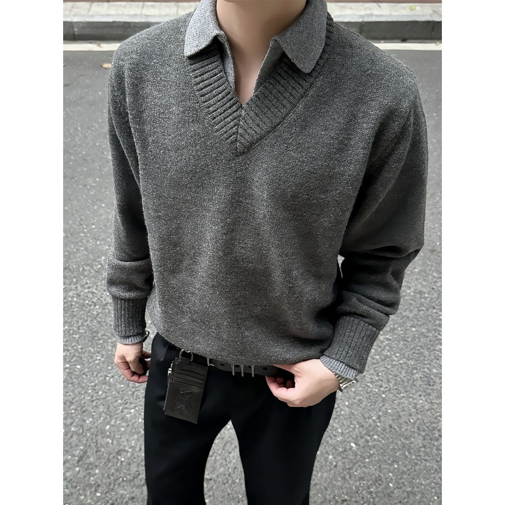 American retro-style two-piece V-neck sweater for men, winter lapel sweater, old-money style knit top, casual outerwear