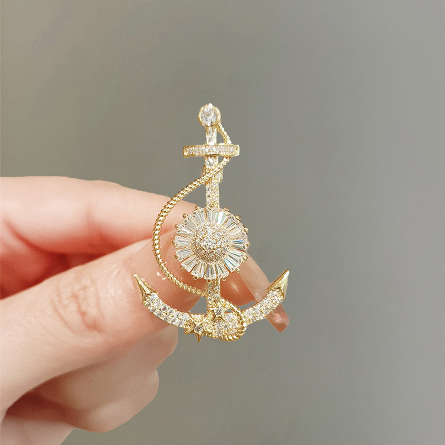 Creative Fashion Ship Anchor Brooch Women's High-end Sense Niche High-end Exquisite Corsage Luxury Elegant Suit Pin Accessories