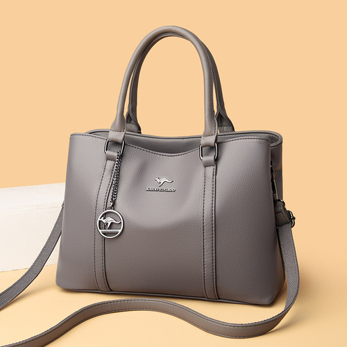 New  Women's Shoulder Bag Handbag Large Capacity Commute Ladies Bag European and American One Piece Dropshipping