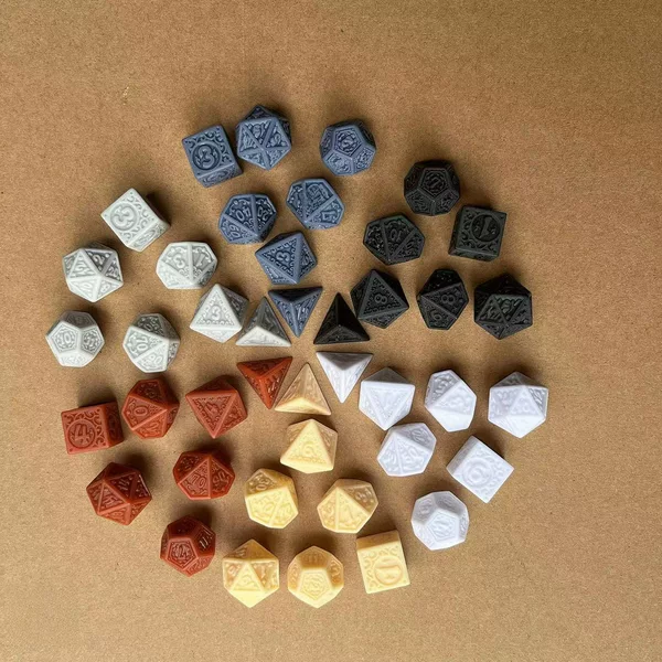 Set of 7 Patented Retro Cut Out Digital Pattern Dice Set DIY Oiling Multi-Sided Game Peripheral Dice