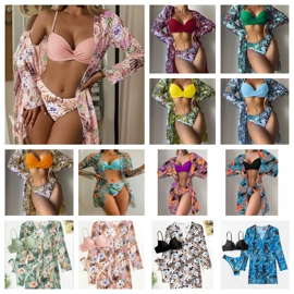 连体泳衣;三件套泳装;比基尼