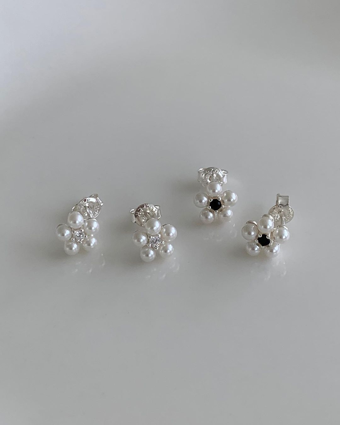 韓國東大門飾品耳骨釘女2023春通體925純銀珍珠花朵鑲鑽小巧精緻