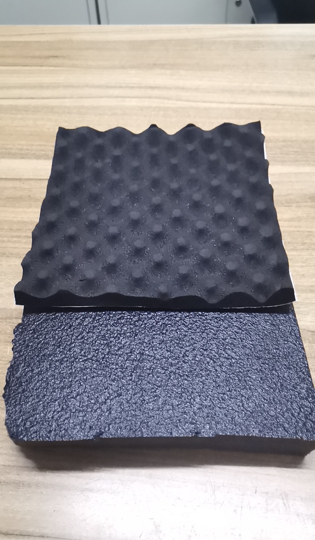 厂家供应黑色黄色阻燃鸡蛋窝峰波浪吸音隔音海绵/窝峰波浪海绵