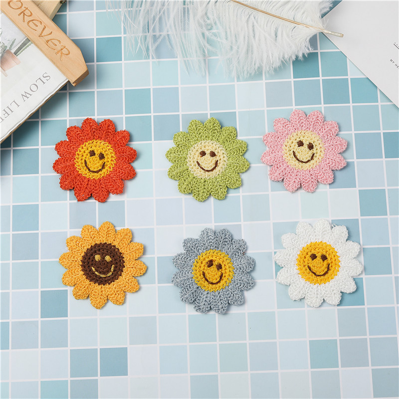 6cm新款花朵笑脸刺绣布贴服装辅料鞋包配饰补丁纺织辅料厂家批发