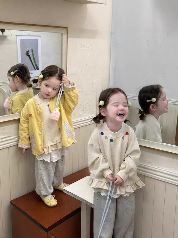 2025女童韩版秋装儿童黄色休闲外套爱心卫衣波点裤|undefined