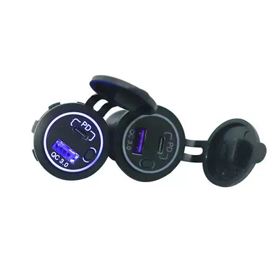 QC3.0+PD Multi-function USB: Qìchē Mobil şarj cihazları