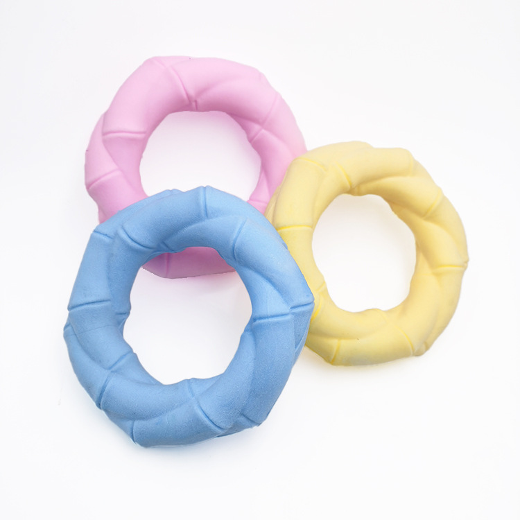 Transfronterizo nuevo perro molar anillo TPR espuma mordisquear diente Limpieza de juguete leche sabor macaron color juguete para mascotas