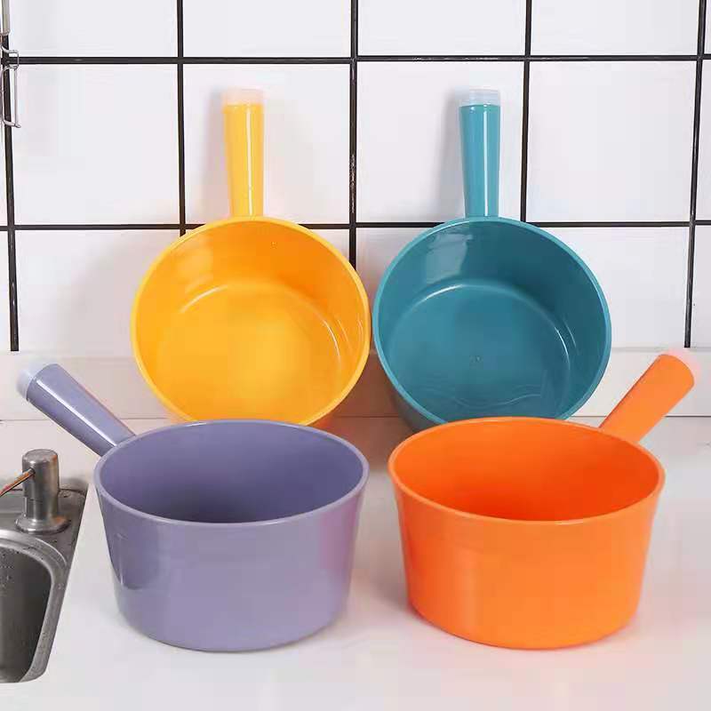 Water ladle wholesale water spoon does not rot plastic water ladle durable floating household kitchen old-fashioned ladle thickened bath
