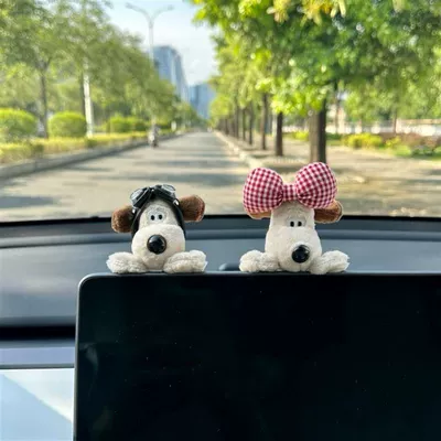 Car ornaments screen doll master Car ornaments - flying-new-member-red-grid-zhangmen-dog-screen-decoration