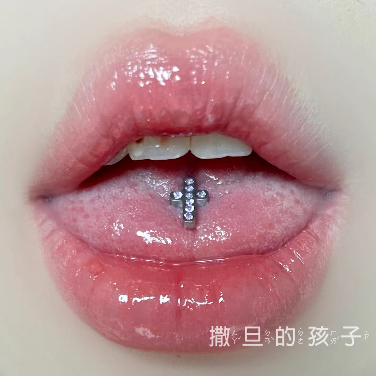 Labret stud lip piercing jewelry styling detail