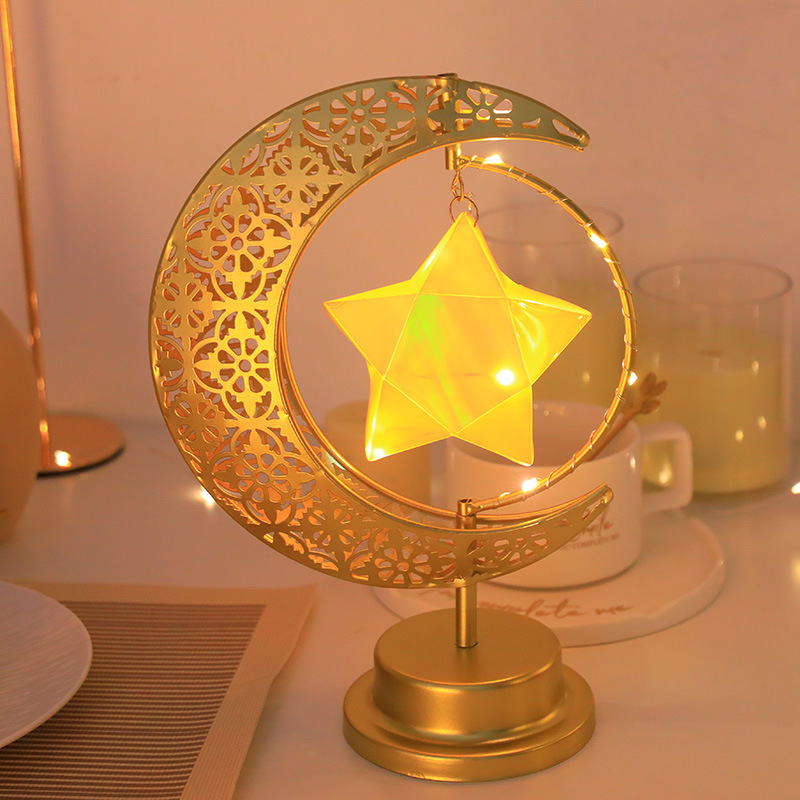 회전하는 매달린 화려한 별