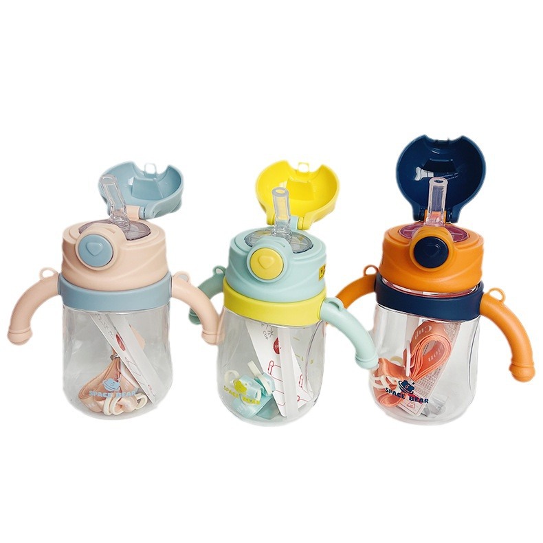 Meishangde 5059 taza de plástico con mango abrazo Taza de aprendizaje taza de beber paja cubierta elástica Correa Taza estudiante niños taza de agua