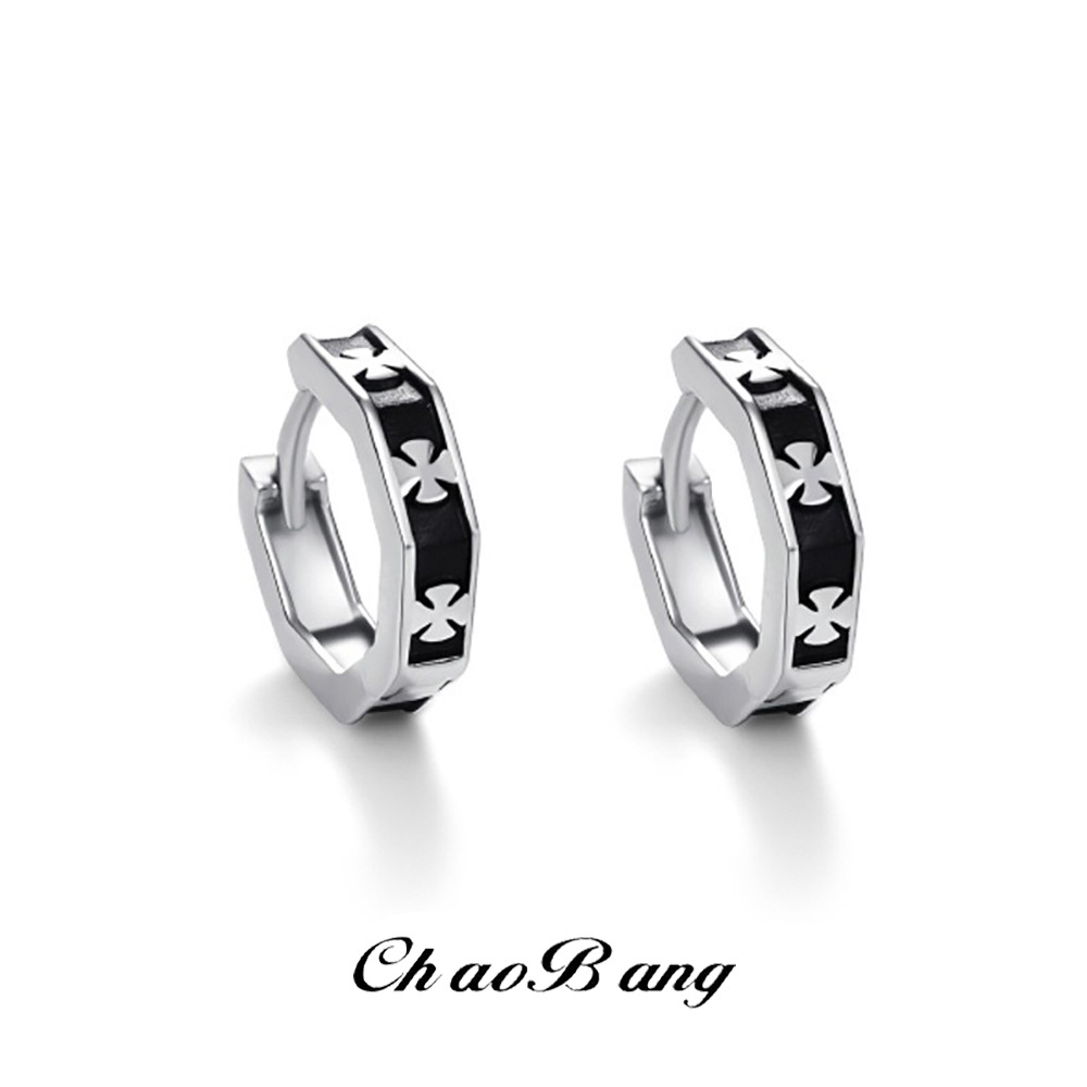 European and American Cross-Border Punk Heart Earrings for Men, High-End Versatile Earrings for Students, Retro Style Ear Accessories for Women