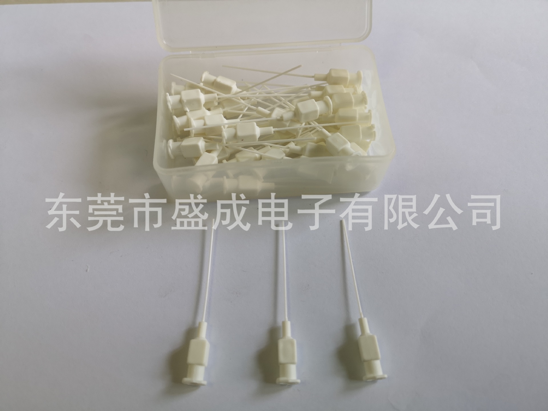 供应一体式PP针头,PP针头，方座针头，黄色PP针头