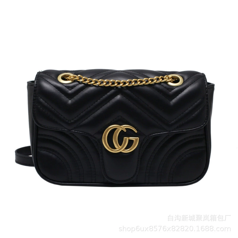 Сумка через плечо (в стиле chanel) с ромбовидной стёжкой, цепочный ремень, несколько цветов