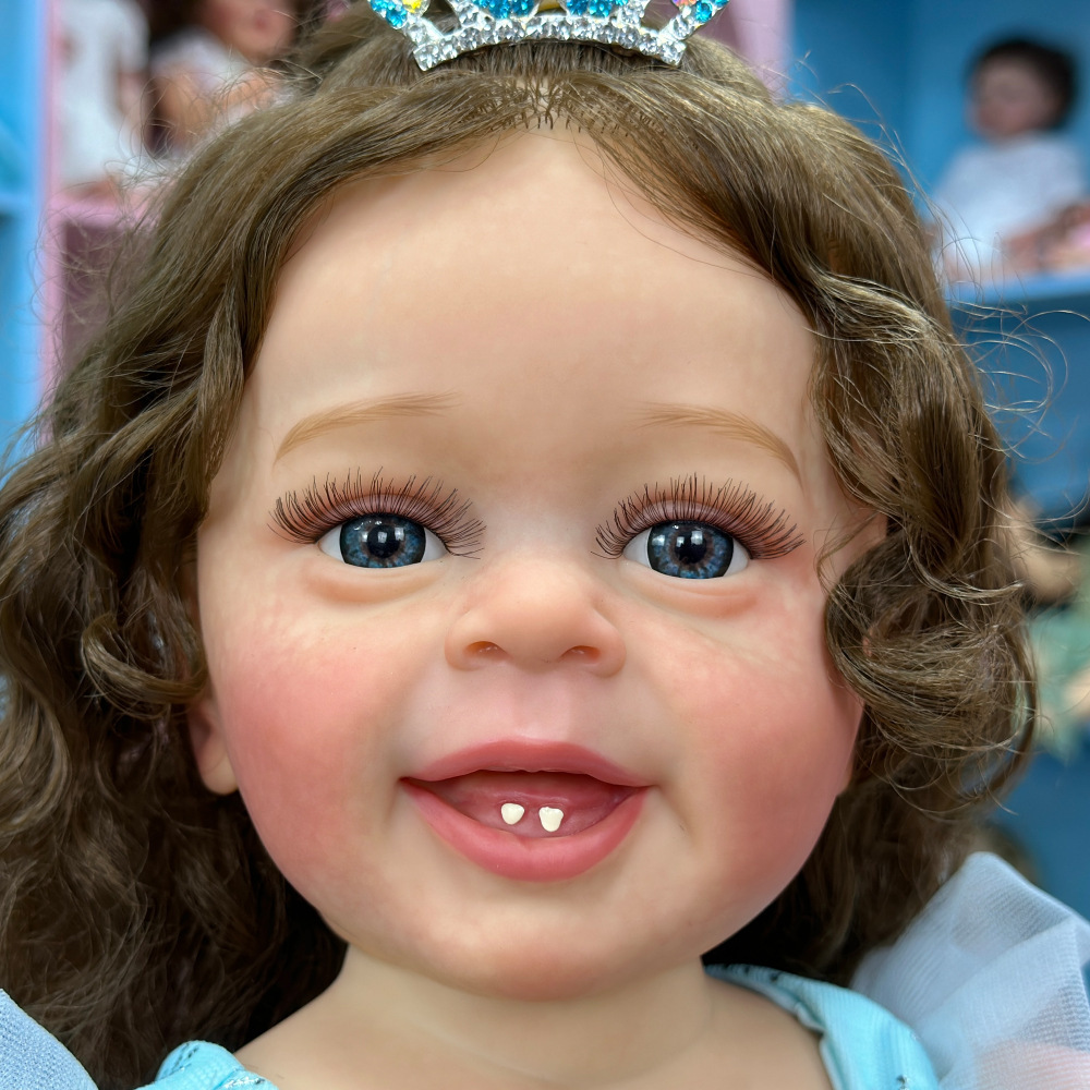 Muñeca pesada y suave de alto color, muñeca realista, muñeca de implante de cabello de 22 pulgadas, muñeca de imitación de bebés, personajes de caja de color de Henghua