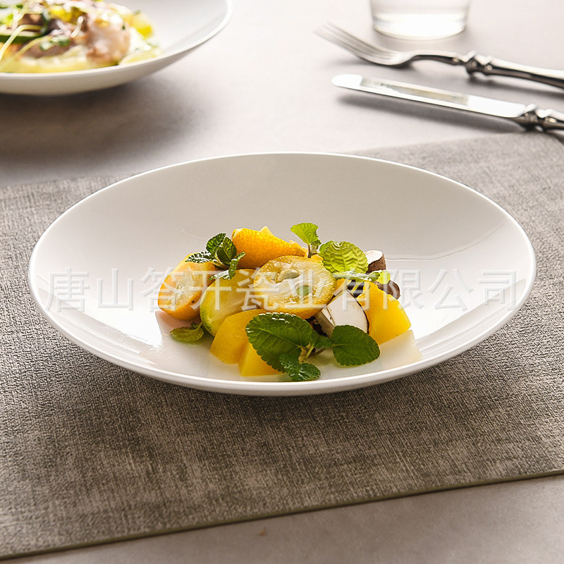 Bone China Tableware, Pure White Large Plate, High-End Fruit Plate, High Aesthetic Value, New Style, Simple, Trendy, Creative Pasta Plate Bone China Tableware, Pure White Large Plate, High-End Fruit Plate, High Aesthetic Value, New Style, Simple, Trendy, Creative Pasta Plate