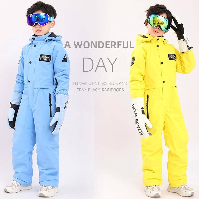儿童滑雪服产品展示图
