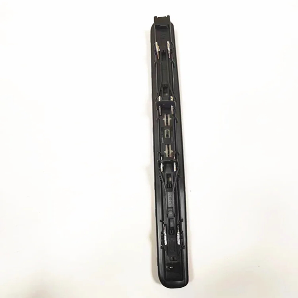 A2118201556 Mercedes-Benz Rear High-Mounted Brake Light Warning Light W211 E200 E220 E240