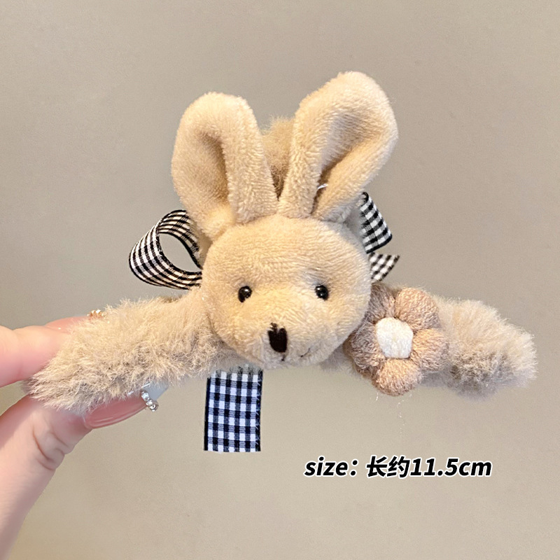 2026秋冬ミンクファー毛皮ヘアクリップ、高級感のある後頭部用大型シャーククリップ、ハート型キラキラ輝くダイヤモンド付き毛皮ヘアクリップ