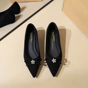 632-H115 Korean version fashionable bow, rhinestone, small flower tip, shallow mouth, one foot kick, high-end suede sing