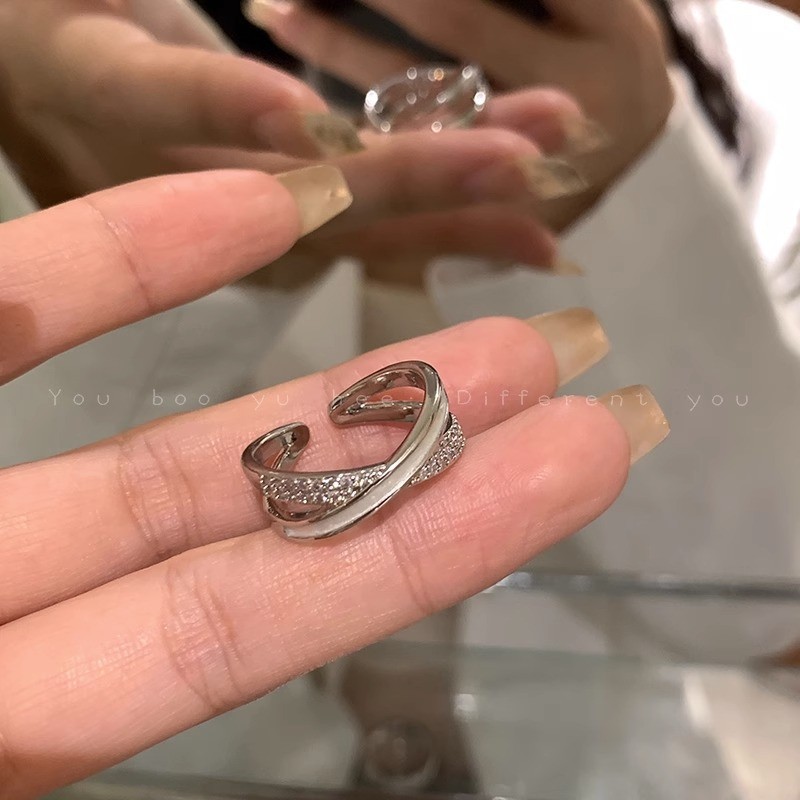 Anillo de circonita de perlas de viento ins, nicho femenino, sentido de alta gama, simple y ligero, anillo de novia de lujo, anillo de apertura de temperamento al por mayor