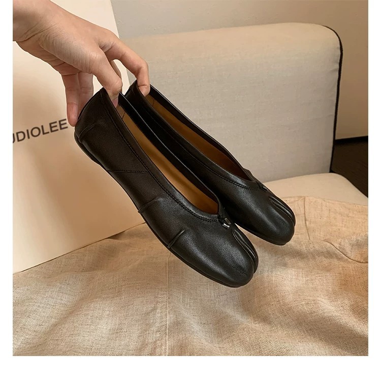 Black leather noodles (flat bottom)