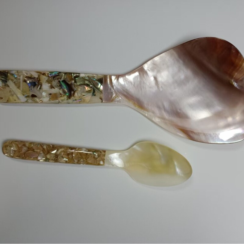 卸売シェルデザートスプーン、ライススプーン、法螺貝スプーン、高級絶妙な食器スプーン、花柄シェルキャビアケータリングスプーン|undefined