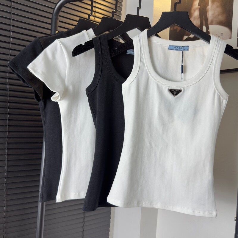 Nanyou 2024 Summer New Simple White Tank Top Slimming Versatile Sleeveless Short Top Women's Camisole Nanyou 2024 Summer New Simple White Tank Top Slimming Versatile Sleeveless Short Top Women's Camisole