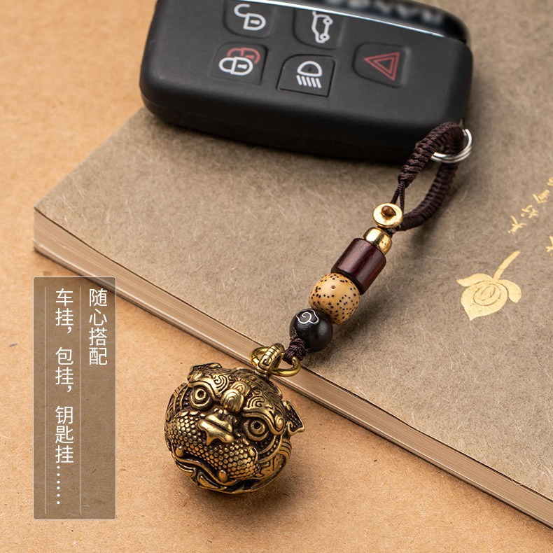 수제 황동 호랑이 머리 Pixiu Bell 자동차 키 체인 펜던트 레트로 금속 선물 펜던트 길조 작은 액세서리
